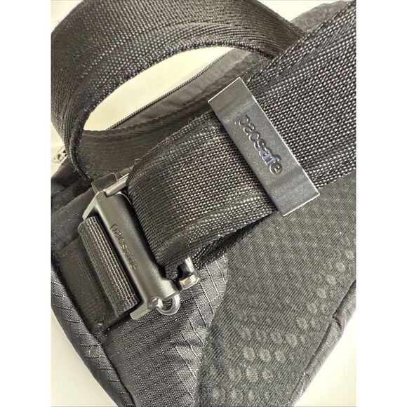 Pacsafe Vibe 150 Anti Theft Action Sling Pack  p60161 Black Cross Body - Picture 12 of 15